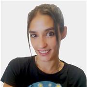 Profesora Graduada en Diseño y CFGS Téncino en Educación Infantil